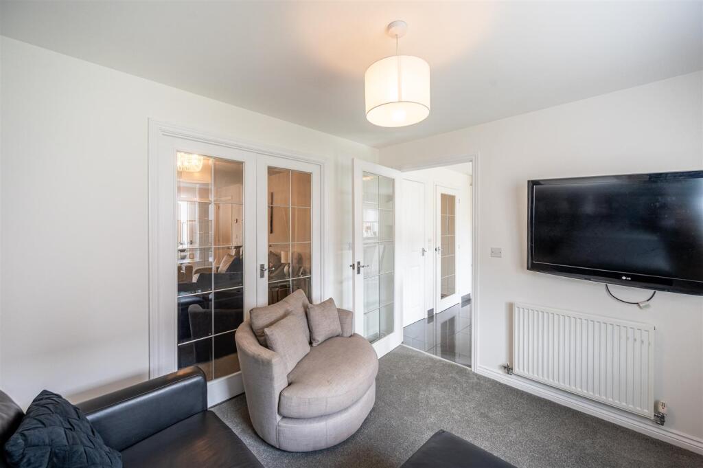 Dining room  Lounge (2).jpg