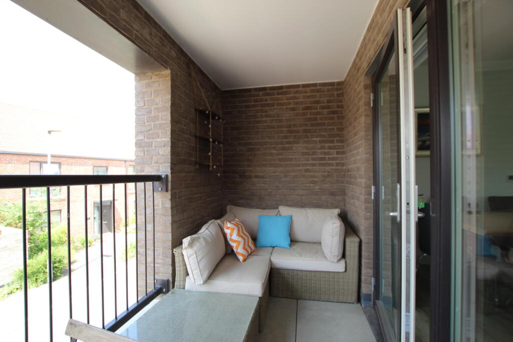 Terrace alt