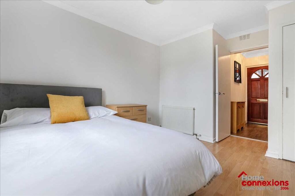 Bedroom (2)