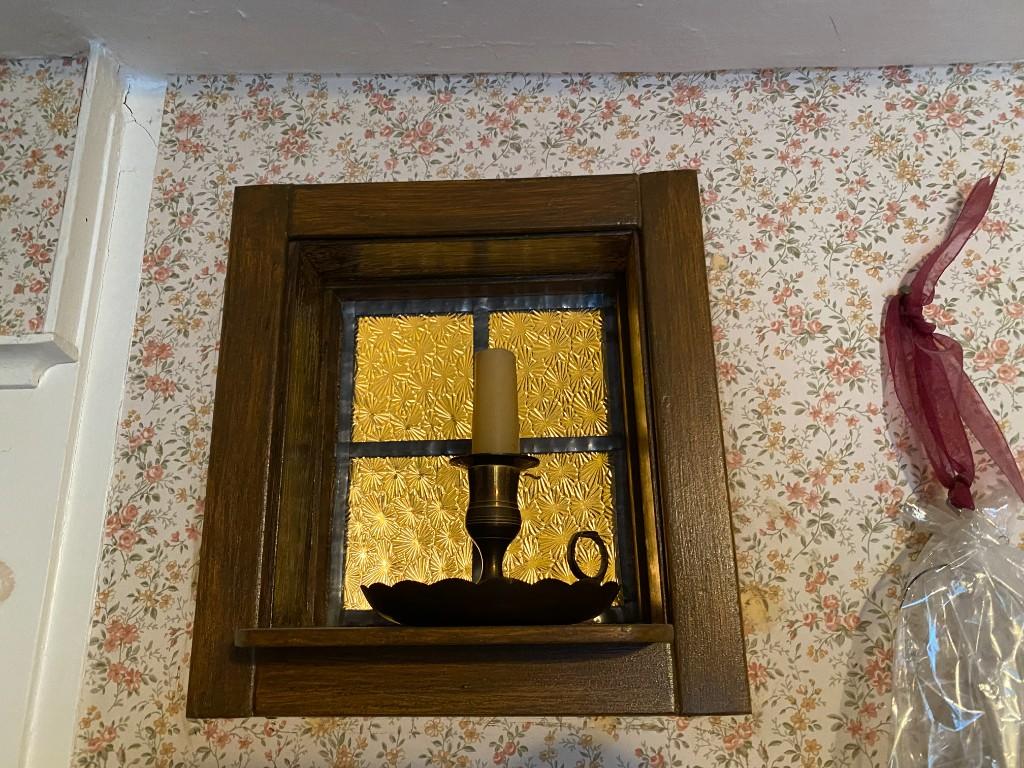 Feature Window 