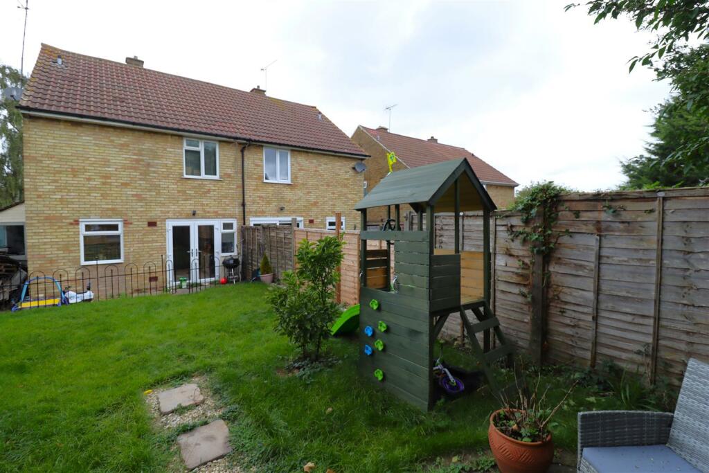 Garden 1.JPG
