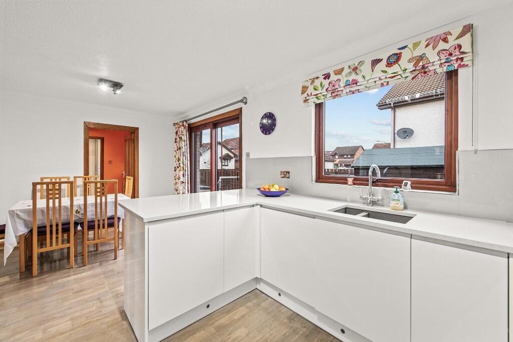 4 Montgomery Well, Carron, Falkirk, FK2 8NB