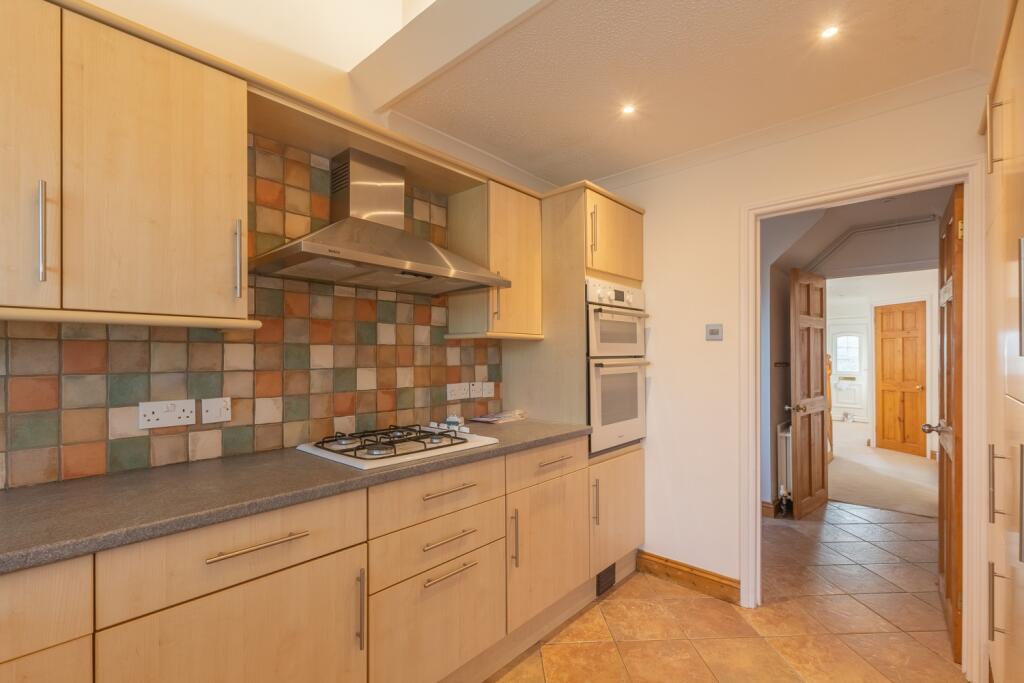 25 Merlin Way (4)