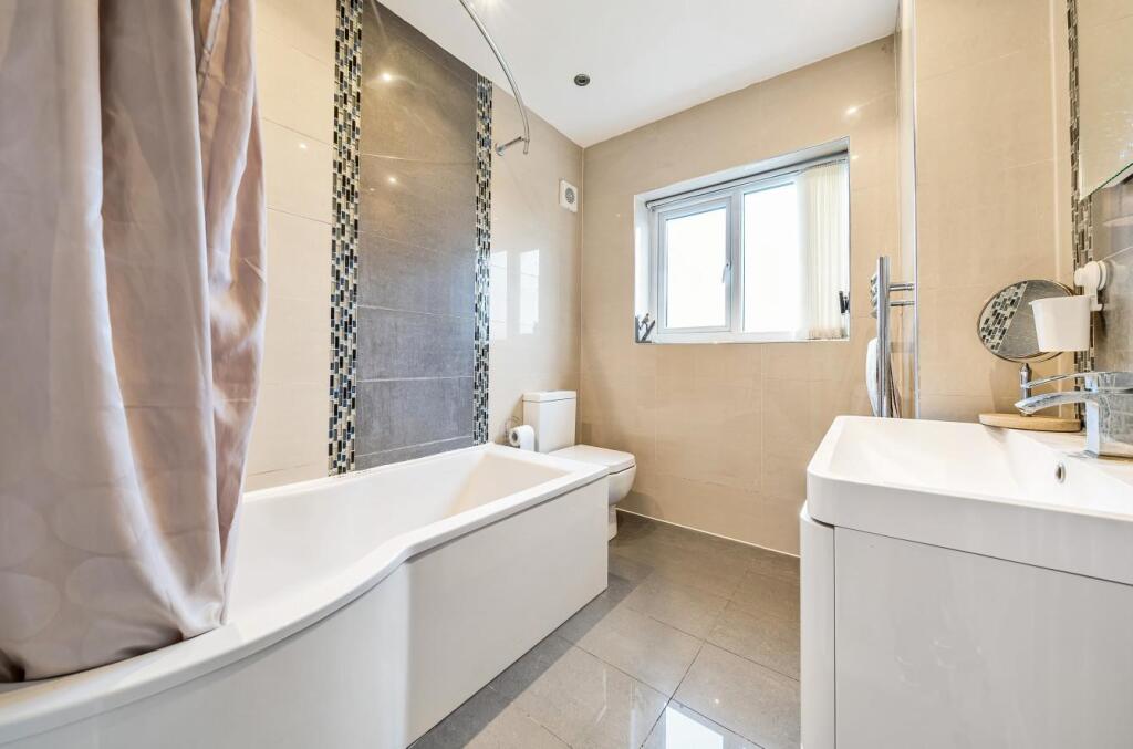 Davidson Frost-Wellings, DFW, Portland Crescent, S