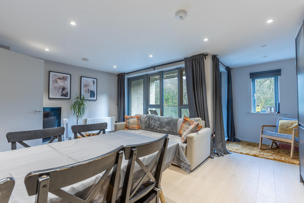 Open Plan Lounge/...