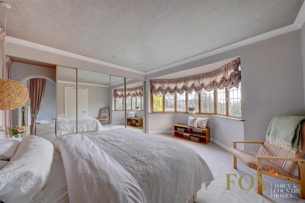 2 St Catherins Hill (18).jpg