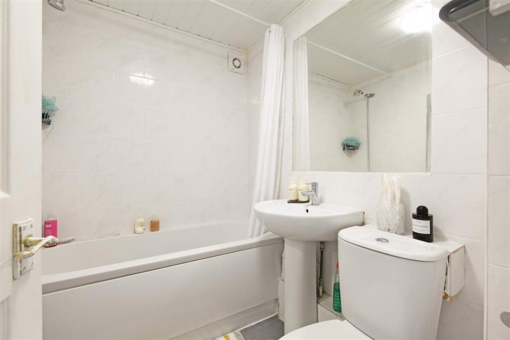 6 Cygnet Close - NJpsEv9GQBgspqlSJnG5.jpg