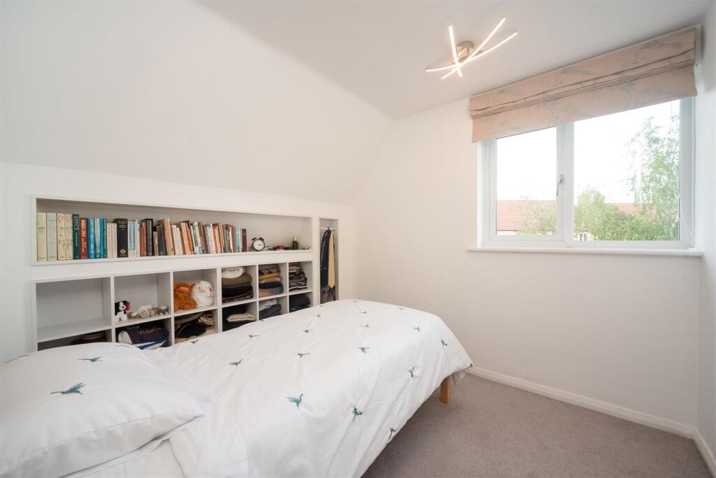 15 Arbour Close 1775-14.jpg