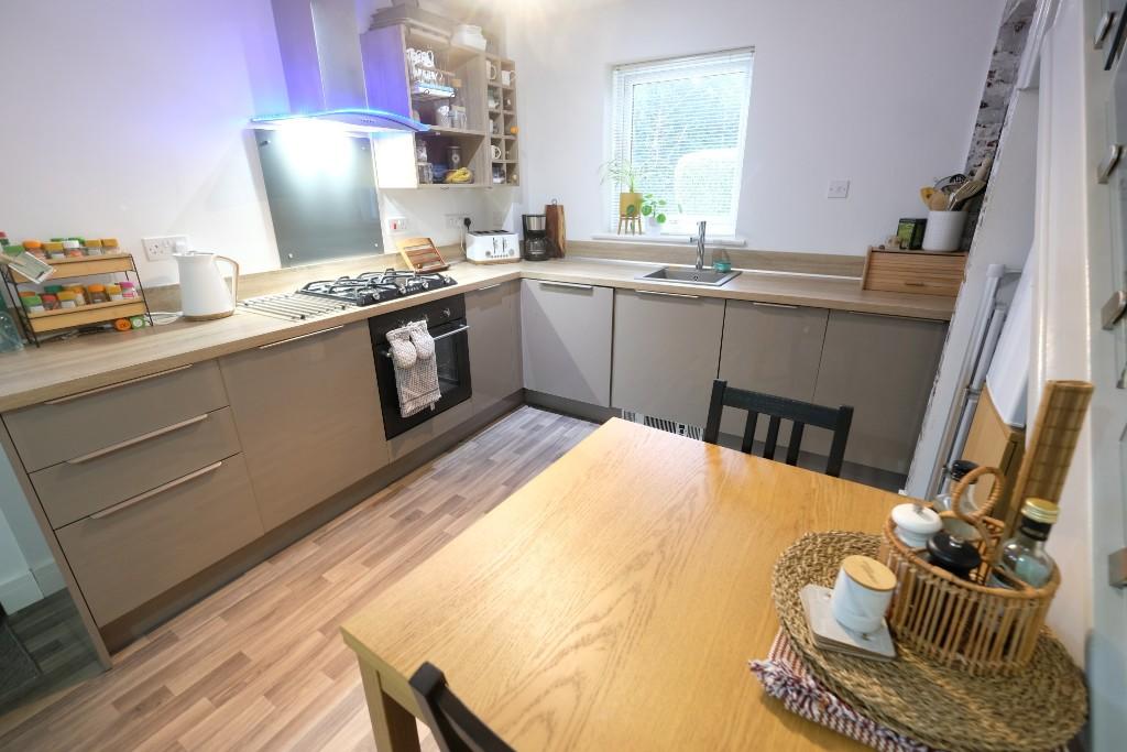 OPEN PLAN ROOM