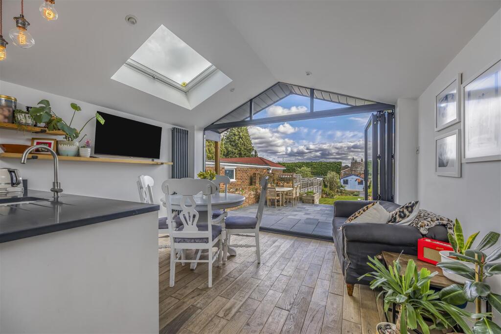 52 Mill Road, Denmead-PorticoMarketing-SoldBy-42.j