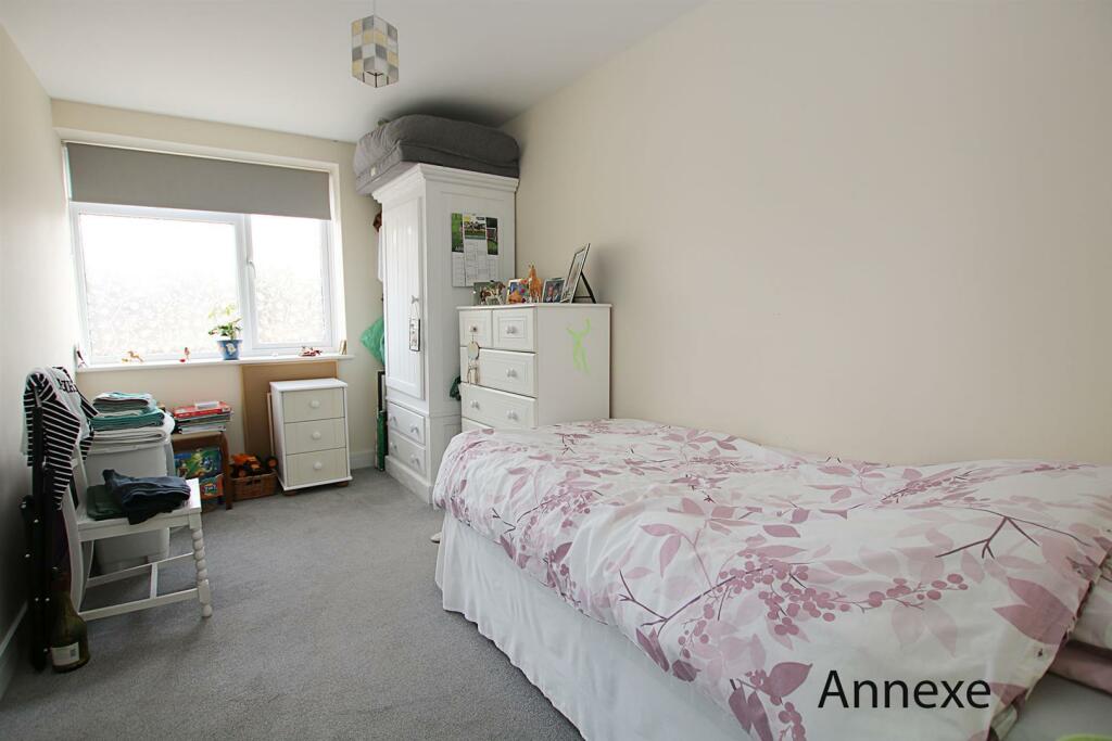 IMG_0310 BED SINGLE NO 2 - ANNEXE.jpg