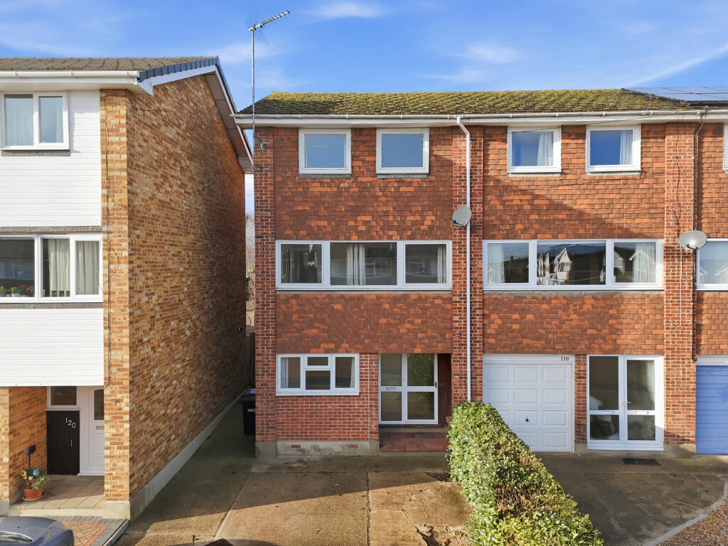 Sunrise Avenue, Chelmsford