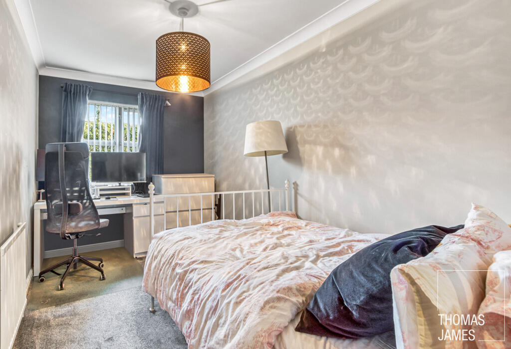 Cricketers Close, second bedroom