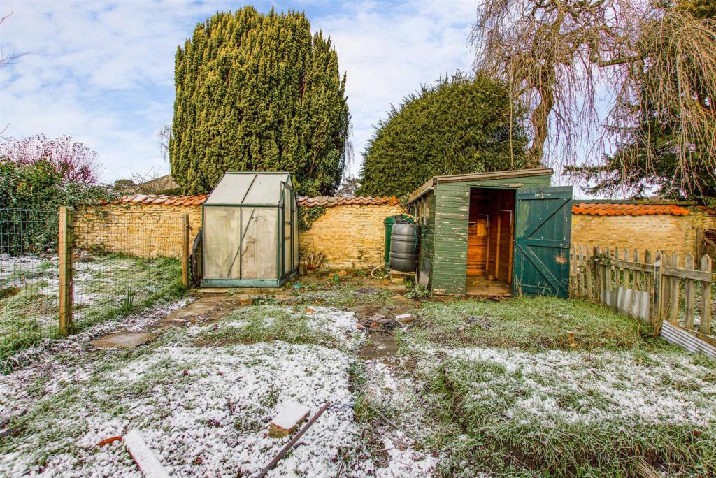 garden_2.jpg