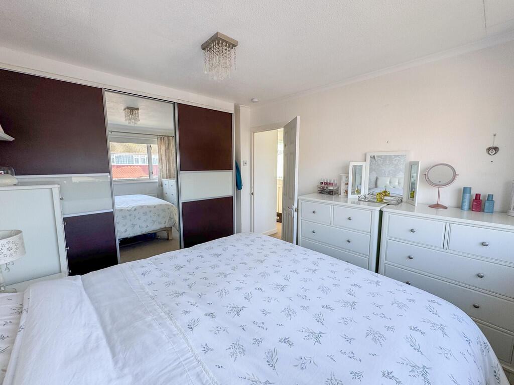 bed 11