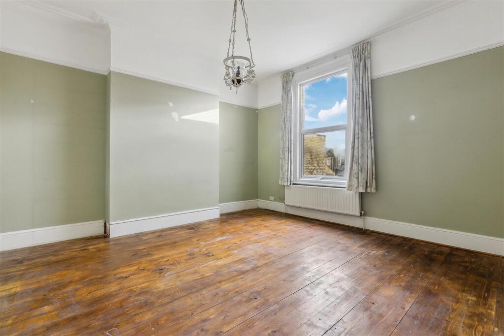 St Mary's Grove, W4 - FOR SALE
