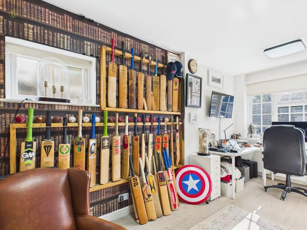 CAM03830G0-PR0138...