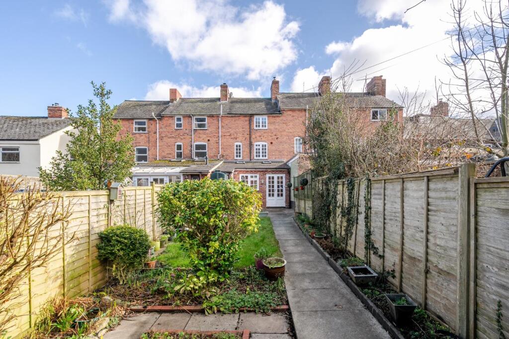 Garden with house.jpg