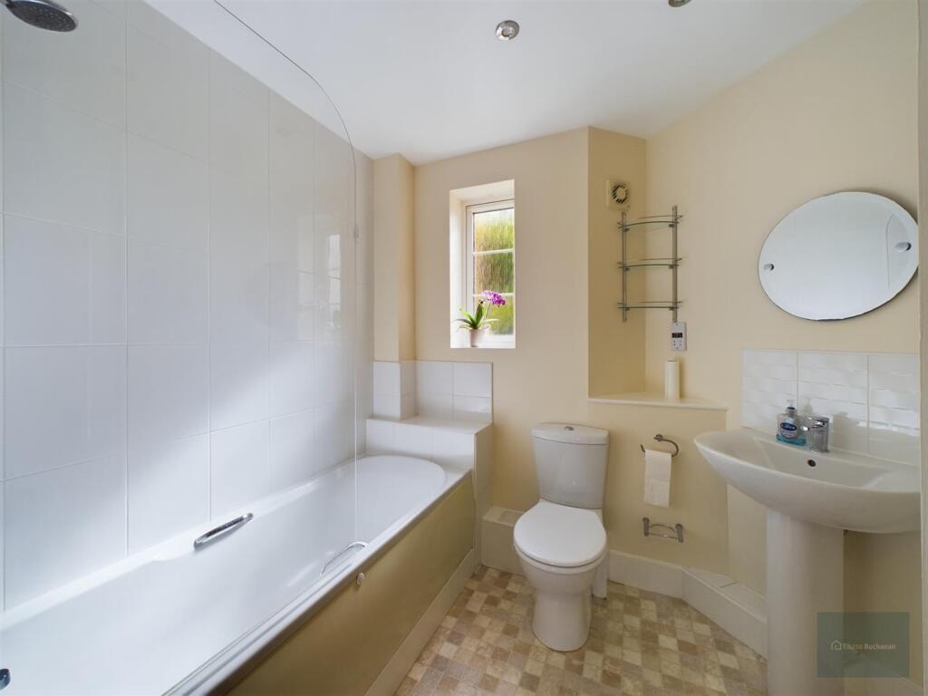 CAM02563G0-PR0048-ST