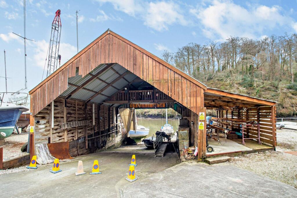 Creekside Boatyard