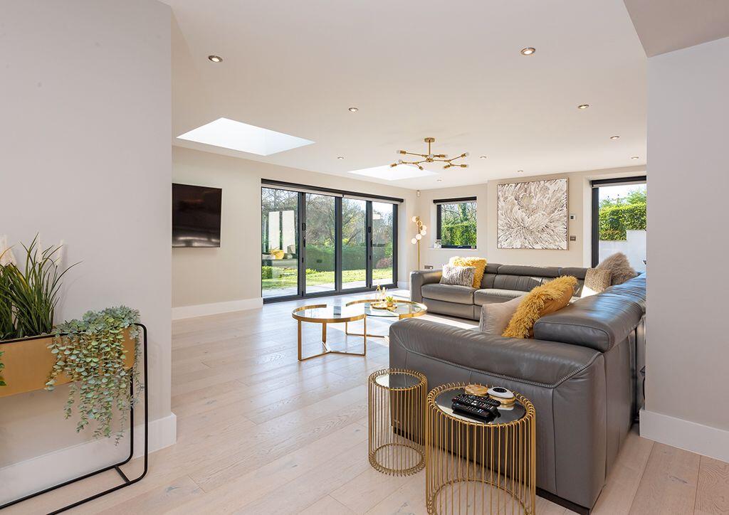 Sittin Room