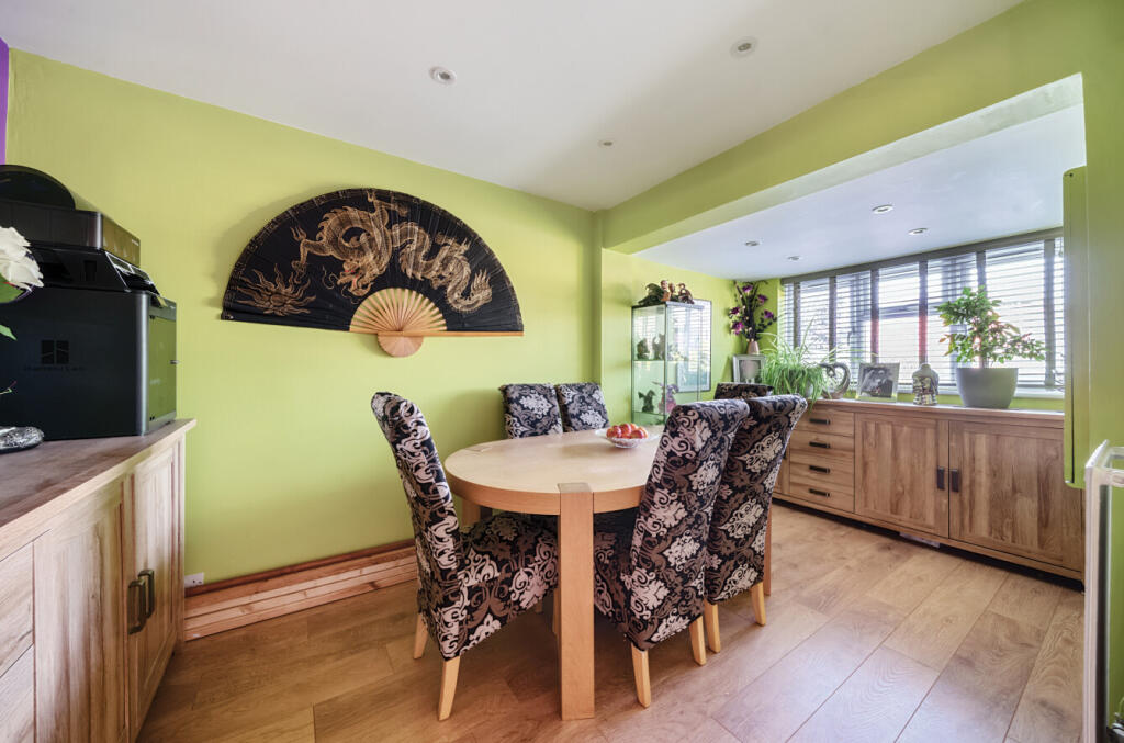 1333967-1-689a124...