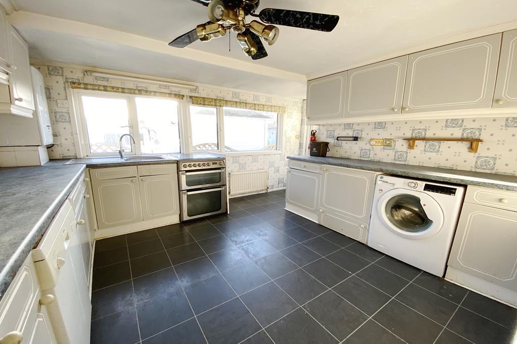 Large Kitchen