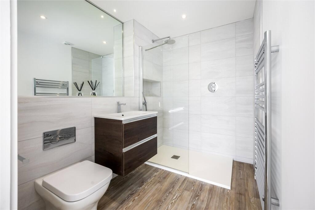 Ensuite Shower Room