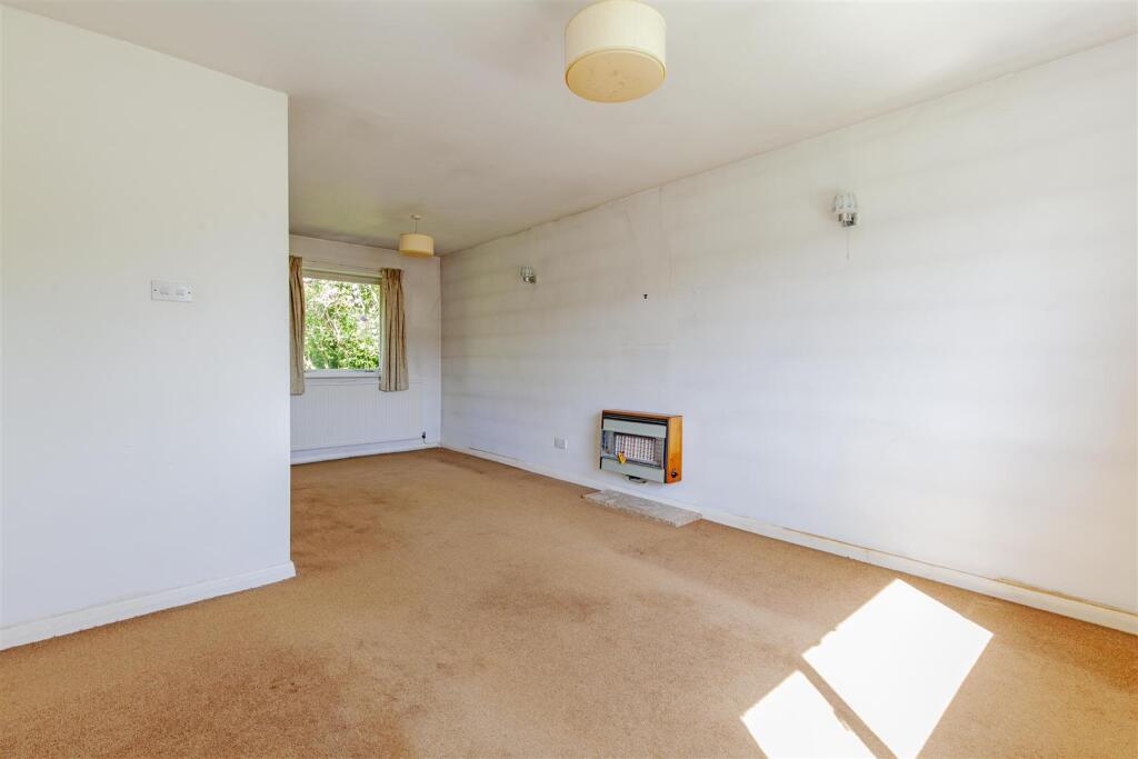 Reception Room-4.jpg