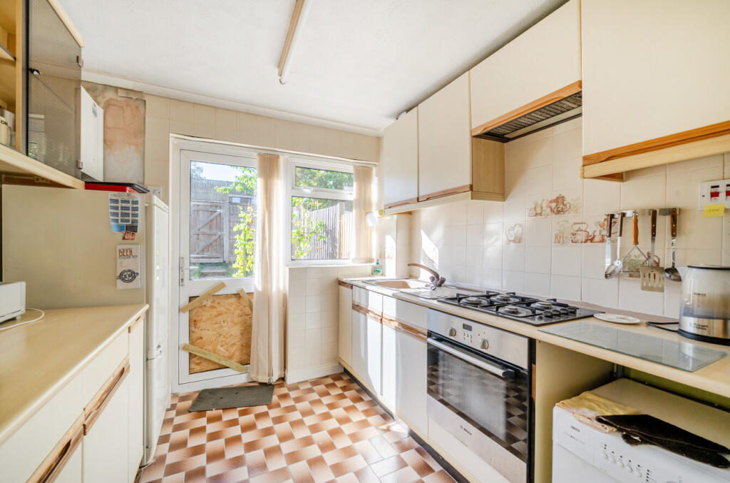 1348044-1-68baa60...