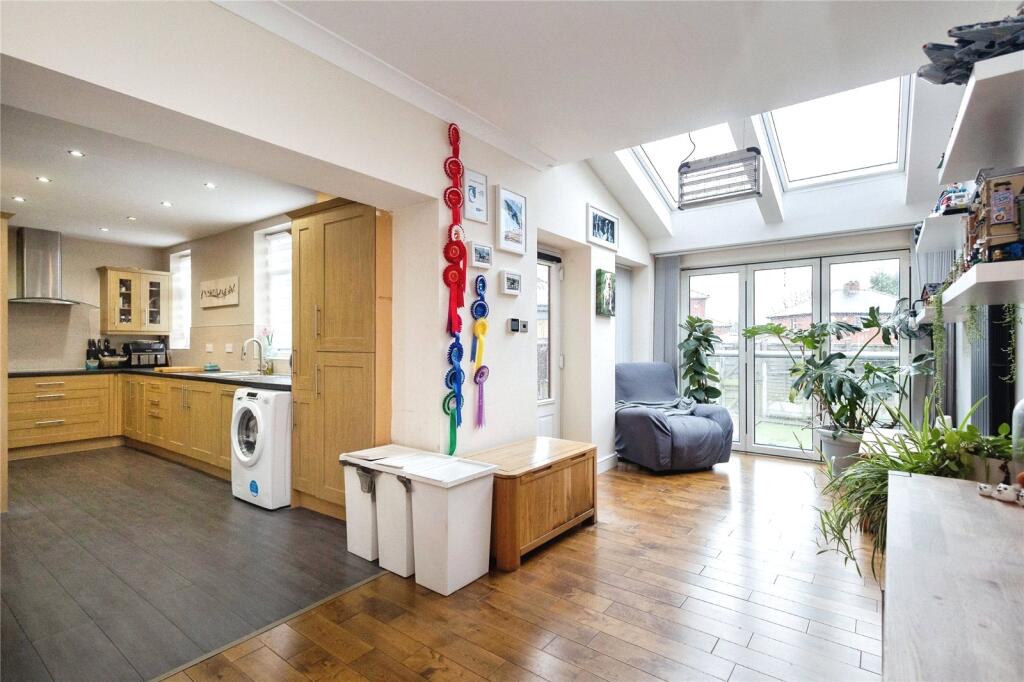 Kitchen / Diner
