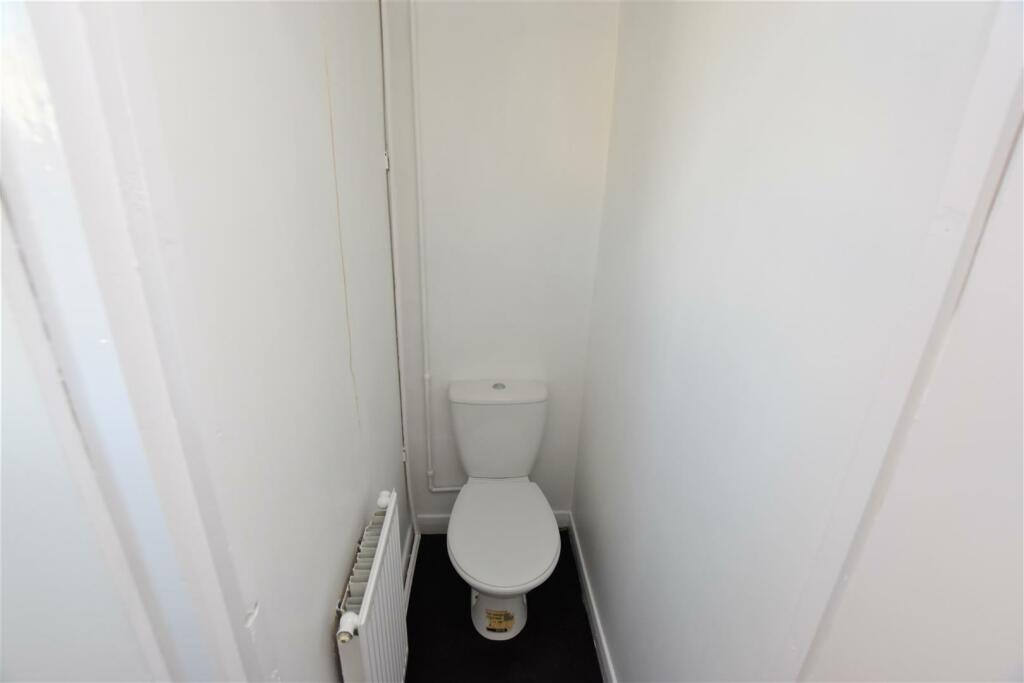GF WC.jpg