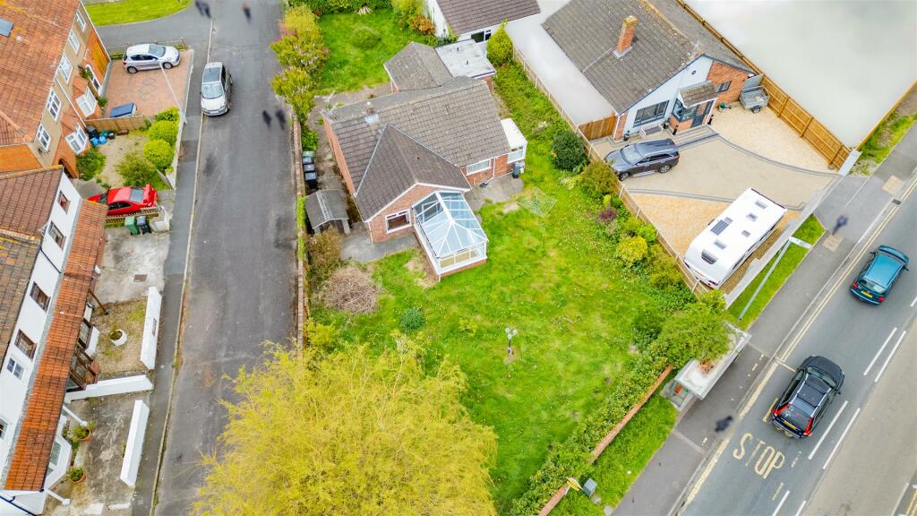 38 Burnham Road-7.jpg