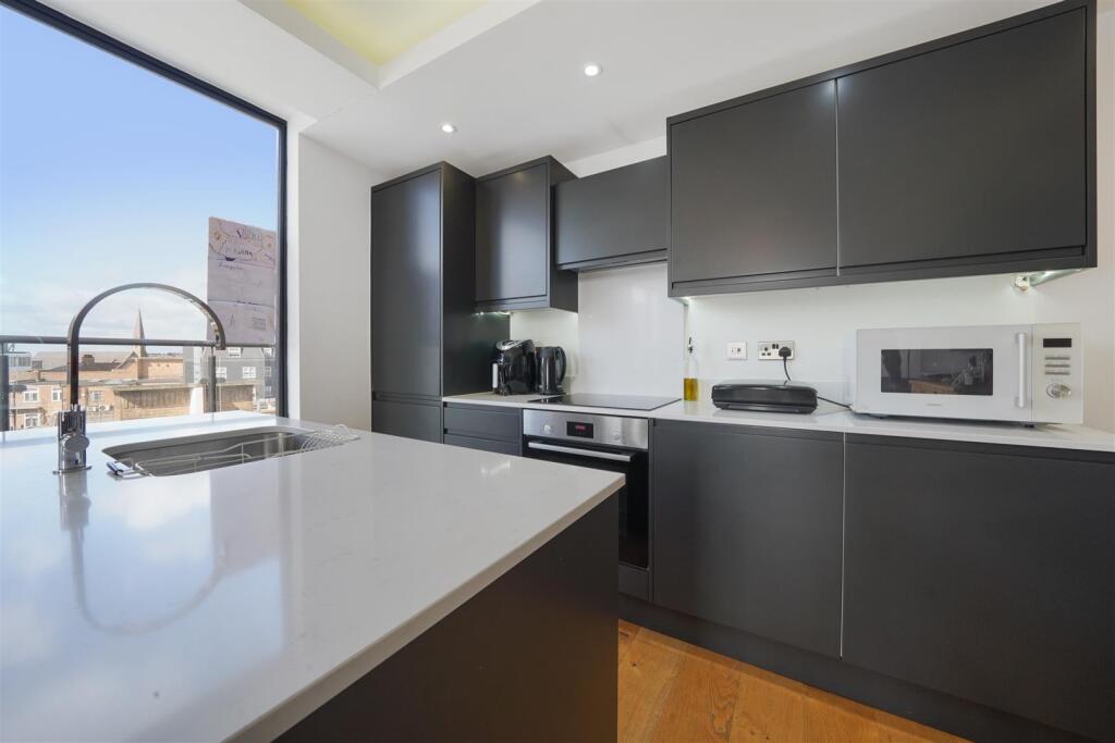 Flat 17, 706 High Road - Y41ZcbDcoM1D4Utwk6dT.jpg
