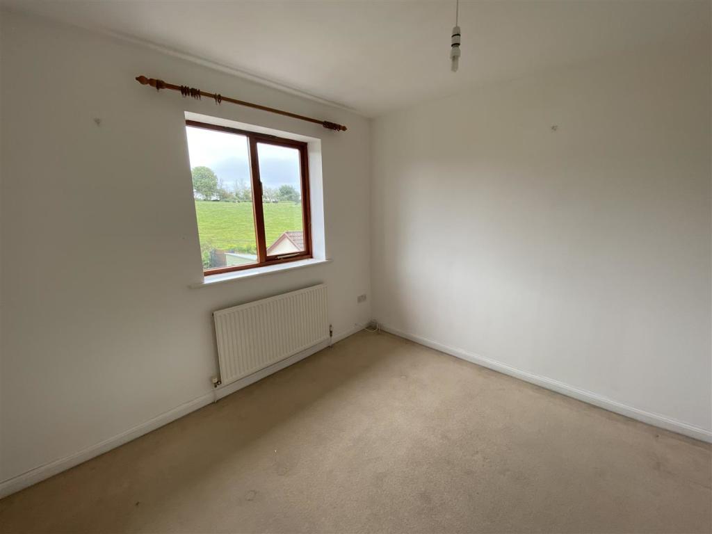 Bedroom 2.jpeg
