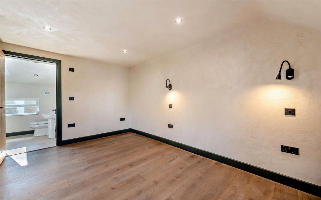 Principal Bedroom