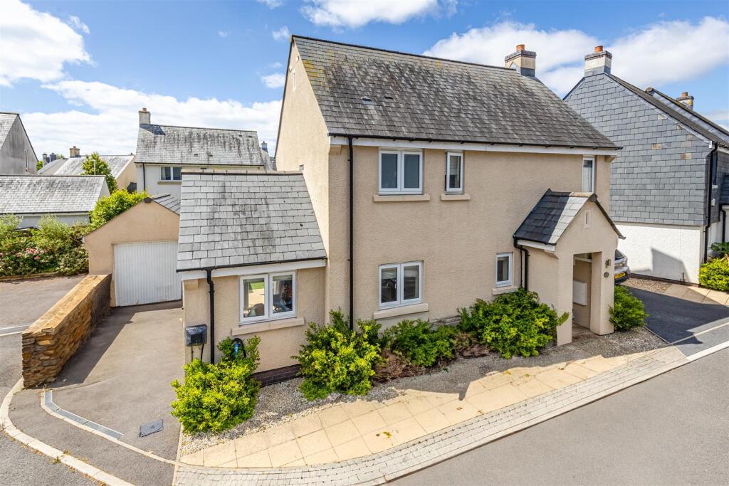 A04 - 16 Hockey Fields, Stoke Fleming - 250708.jpg