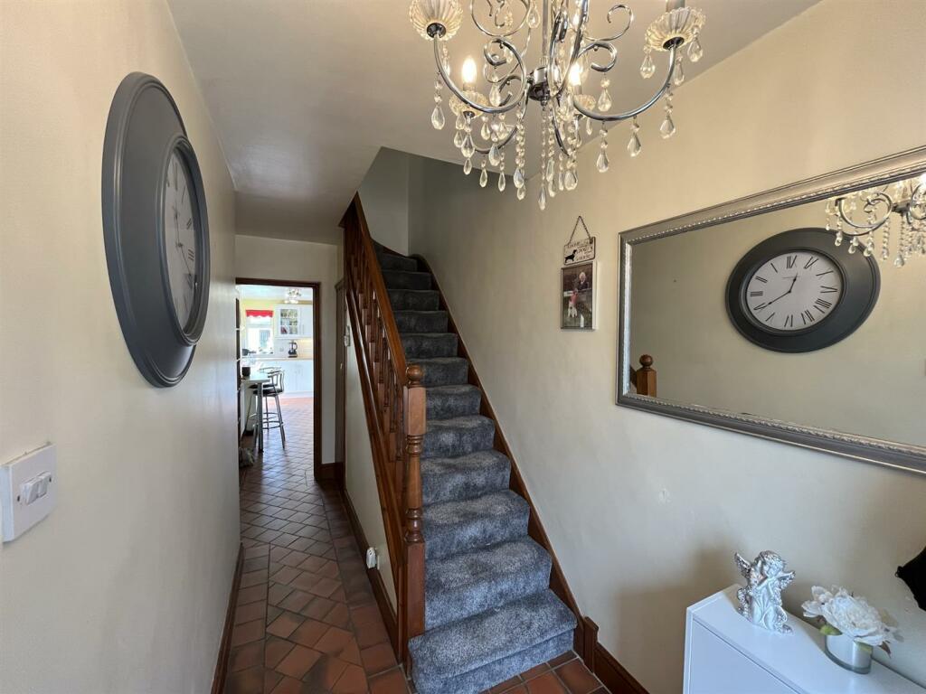 Browning Road, Enterance