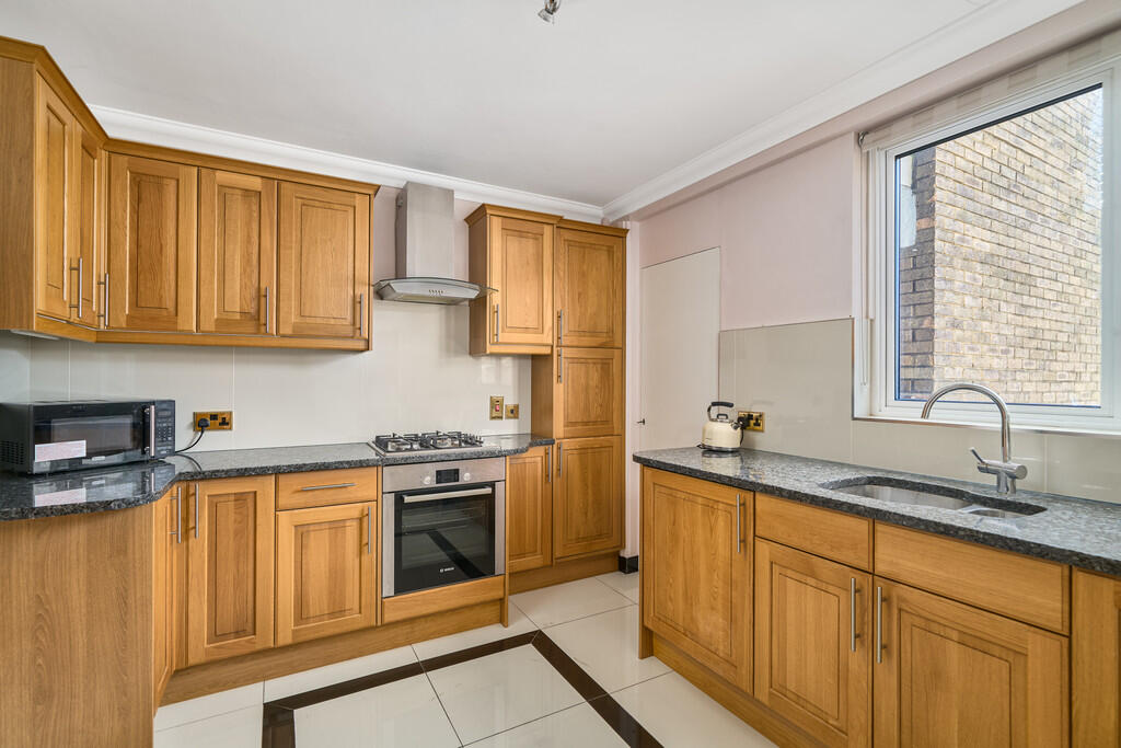 54 Sussex Square,...