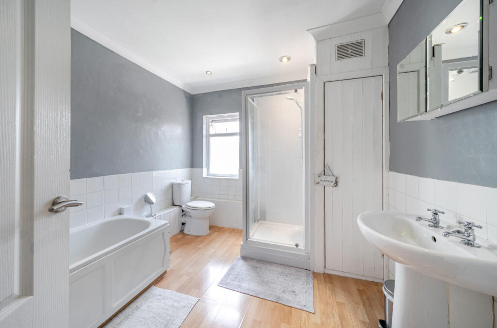 1309465-13-684c08...