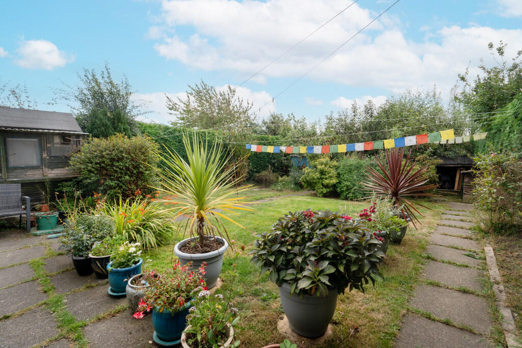 79 Glenview Drive...