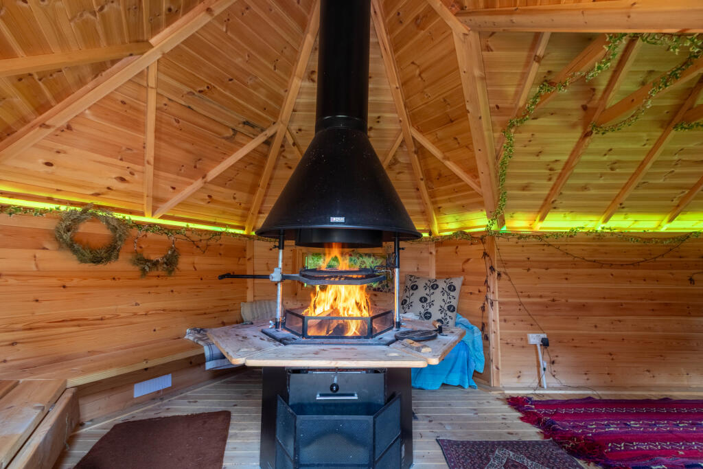 Barbeque Hut