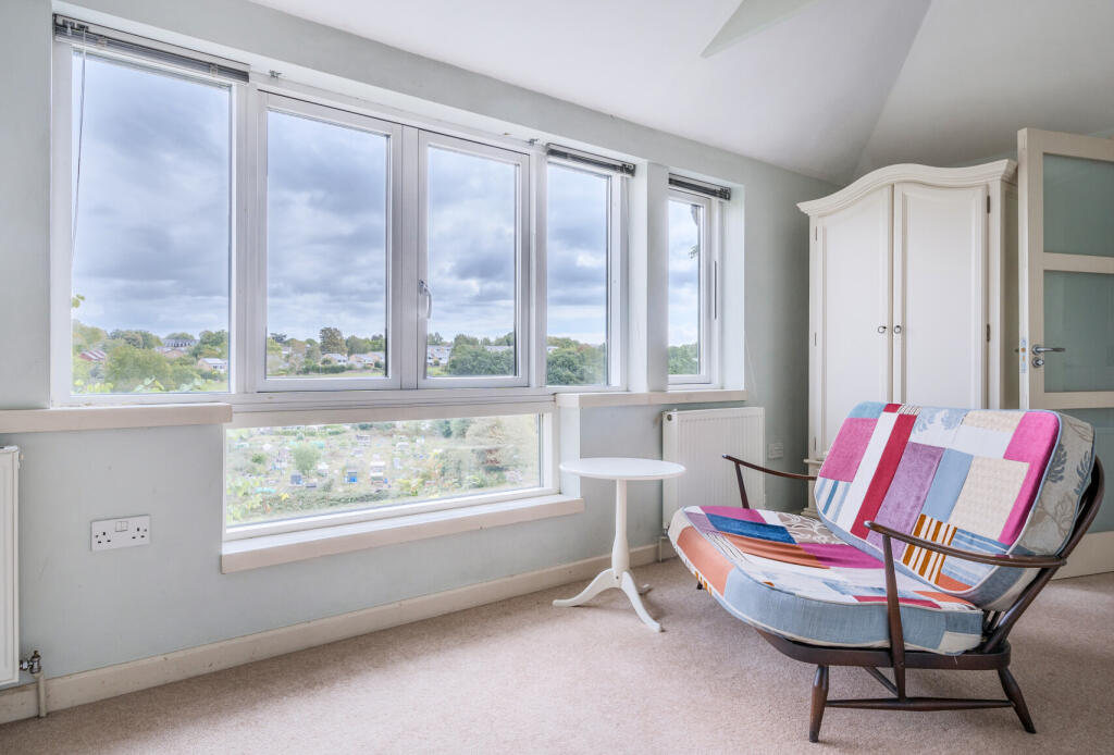 1349247-14-68b974...