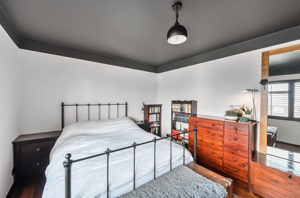 1304806-20-684aa2...