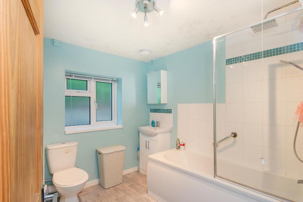 2B2REN - Bathroom C.jpg