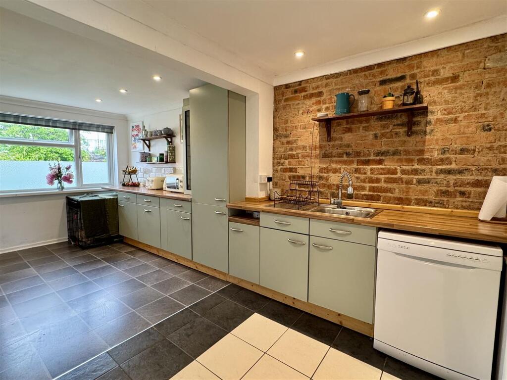 Kitchen Breakfast Room