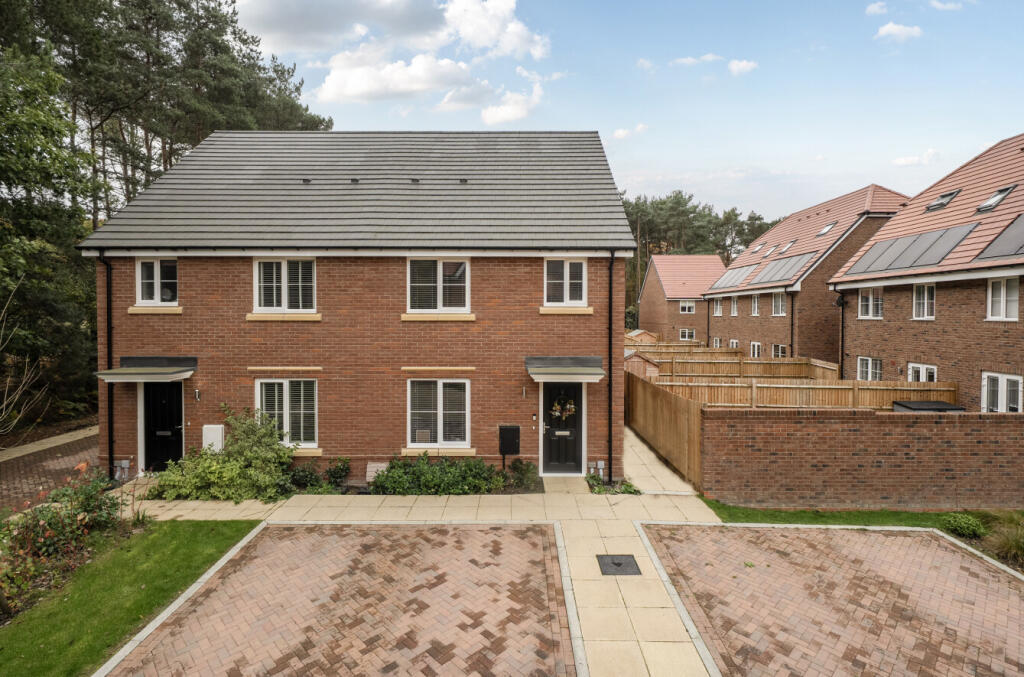 Beaufort Park, Wokingham, Berkshire, RG40