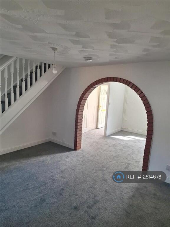 Living Area Through To Front Door