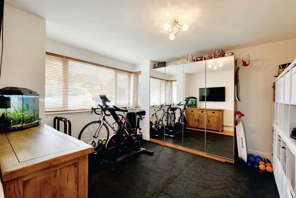 Sitting Room/Gym/Study