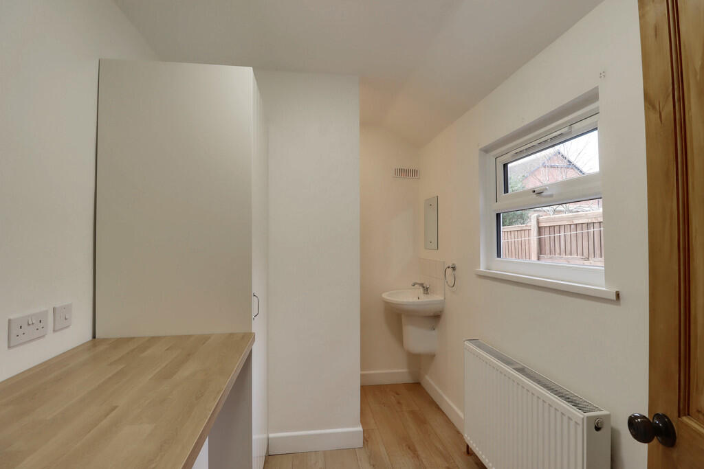 Utility Room / WC